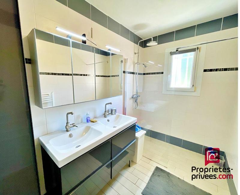 Maison - 108 m² - 5 pièces