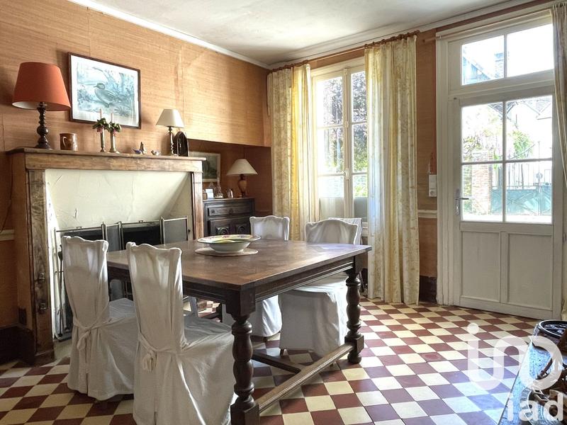 Maison de campagne - 239 m² - 11 pièces