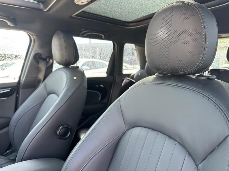 Mini Mini III (2) (F55) Hatch Cooper s 178 Edition Resolute Bva7