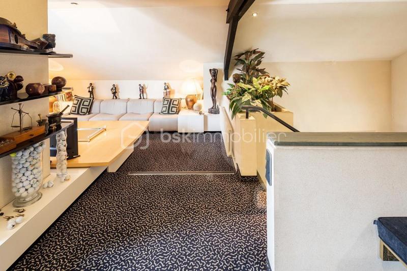 Maison d'architecte - 310 m² - 8 pièces