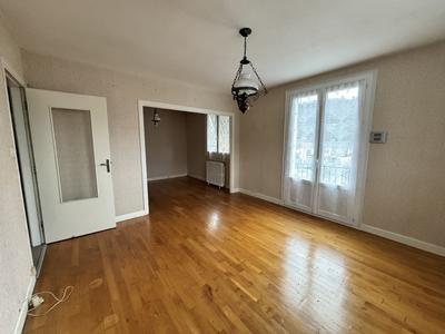 Maison - 127 m² - 6 pièces