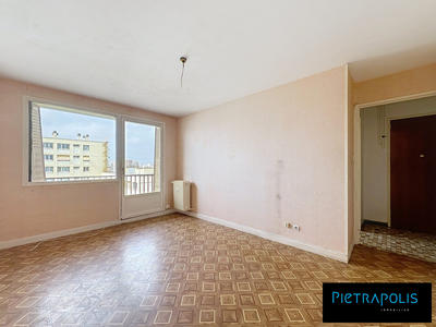 Appartement - 67 m² - 4 pièces