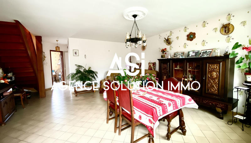 Maison - 96 m² - 5 pièces