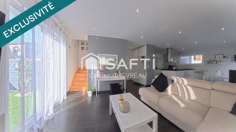 Maison - 90 m² - 4 pièces