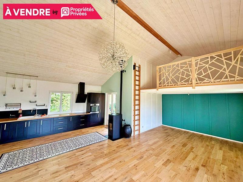 Maison - 92 m² - 4 pièces