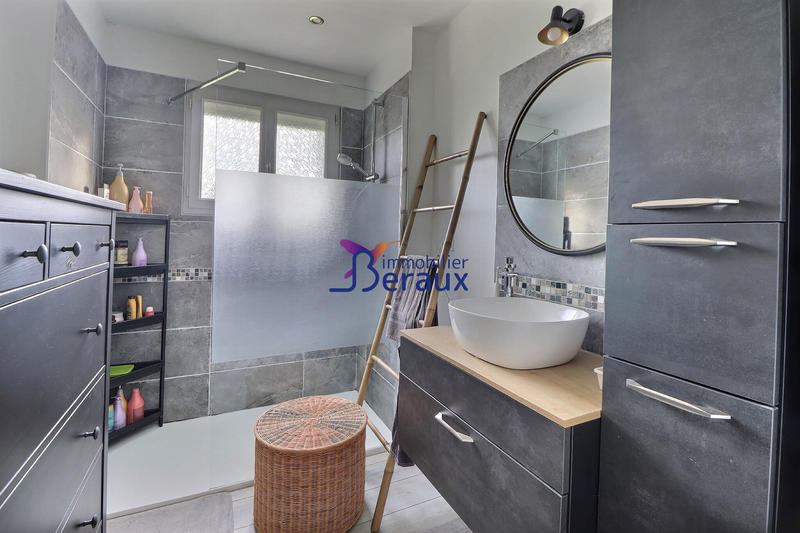 Maison - 108 m² - 5 pièces