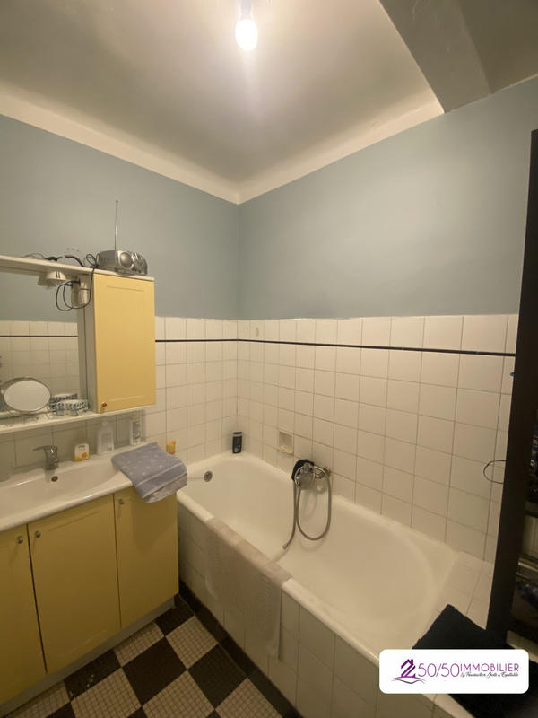 Appartement - 81 m² - 4 pièces