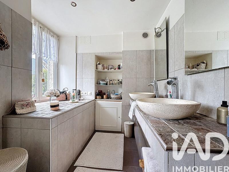 Maison - 145 m² - 5 pièces