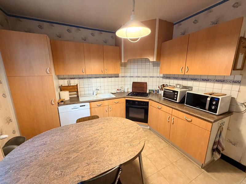 Maison - 111 m² - 6 pièces