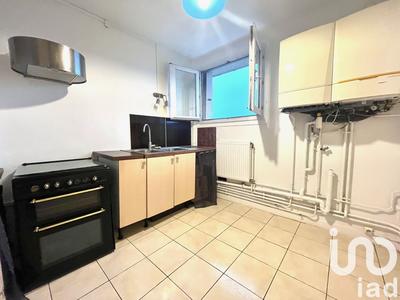 Appartement - 75 m² - 5 pièces