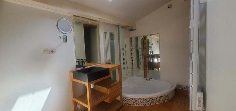 Maison - 172 m² - 6 pièces