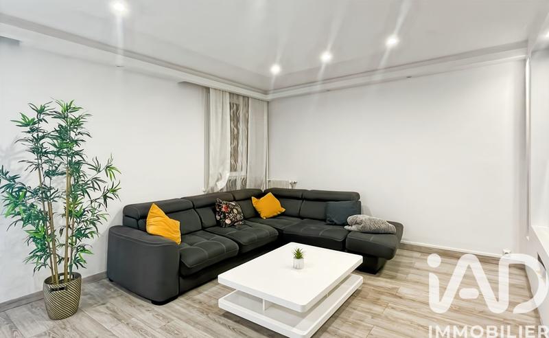 Appartement - 96 m² - 6 pièces