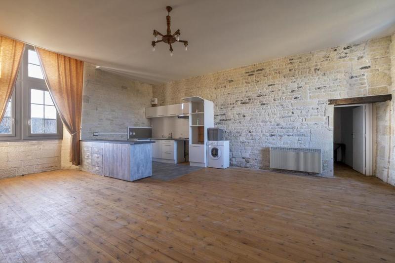 Maison - 625 m² - 13 pièces