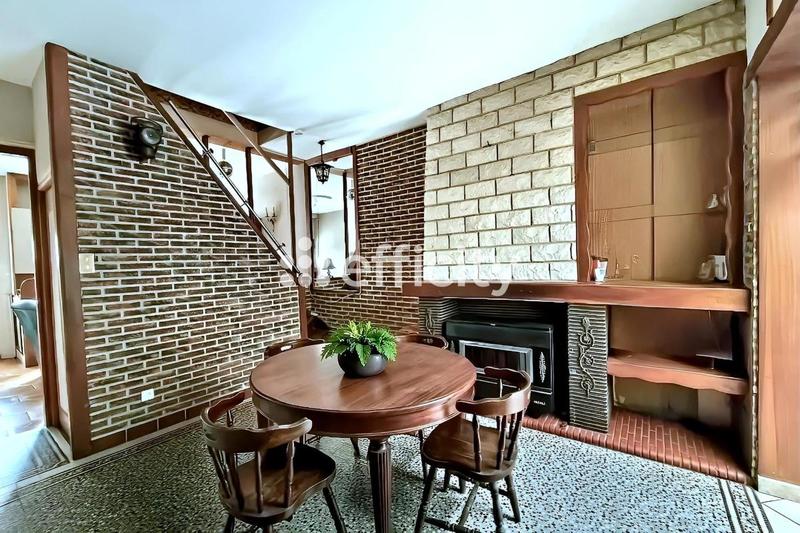 Maison de ville - 108 m² - 5 pièces