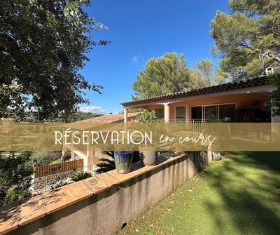 Appartement - 100 m² - 4 pièces