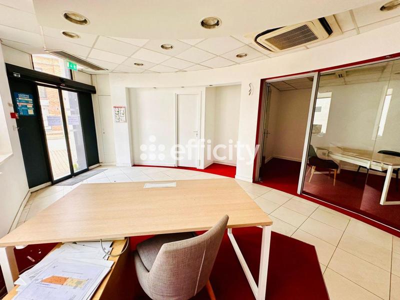 Immeuble - 220 m² - 8 pièces