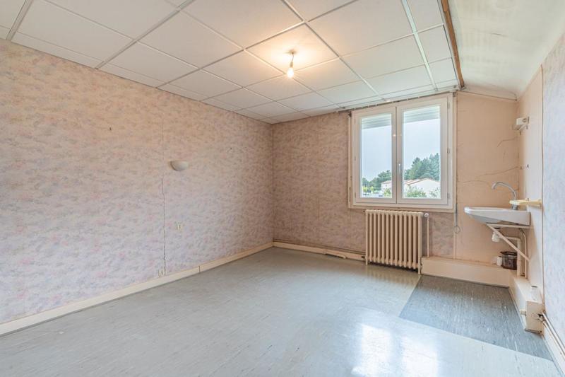 Maison - 302 m² - 8 pièces