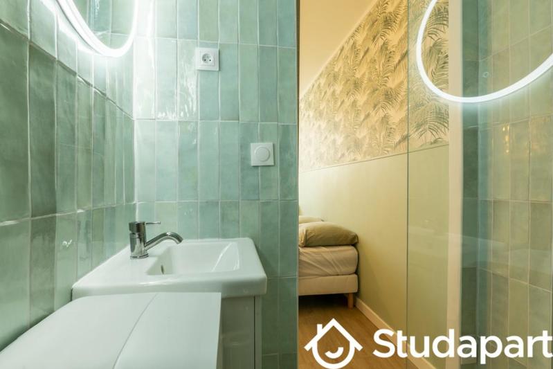 Chambre - 10 m² - 1 pièce