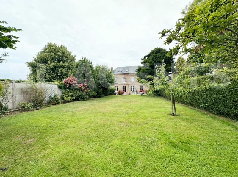 Maison de maîtres - 280 m² - 11 pièces