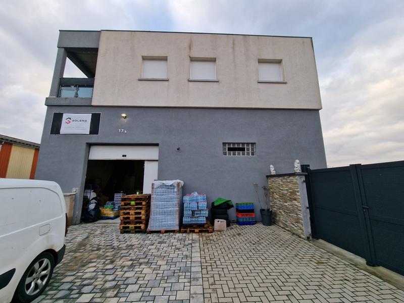 Entrepôt - 430 m²