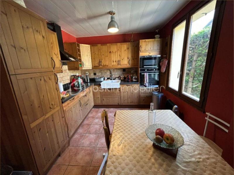 Maison - 95 m² - 5 pièces