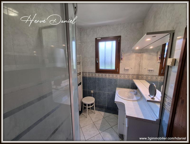 Maison traditionnelle - 124 m² - 7 pièces