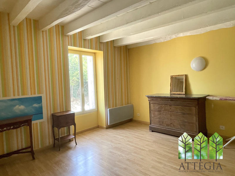 Maison - 180 m² - 5 pièces