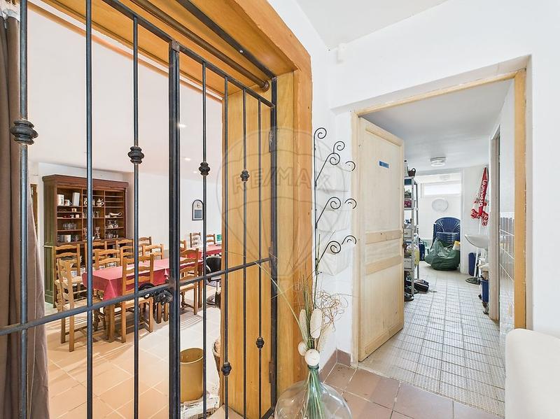 Maison - 295 m² - 6 pièces