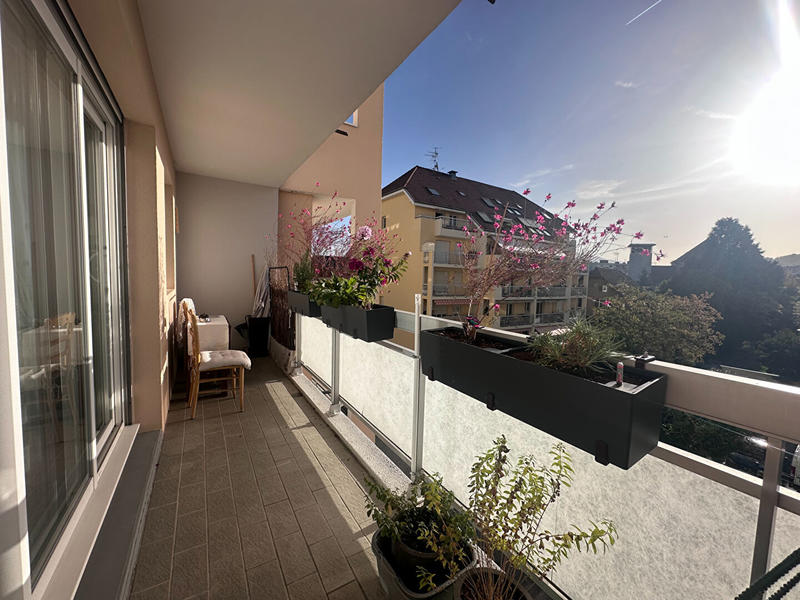 Appartement - 75 m² - 3 pièces