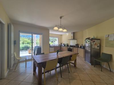 Maison d'architecte - 229 m² - 5 pièces