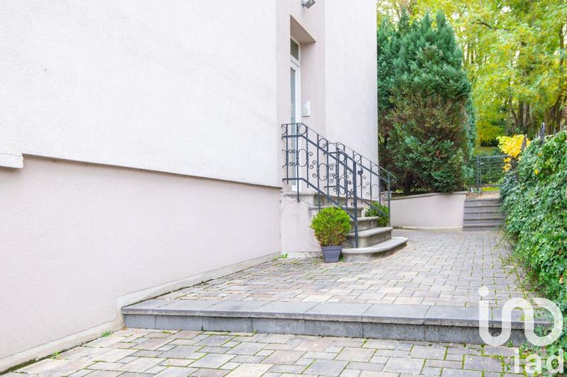 Appartement - 98 m² - 5 pièces