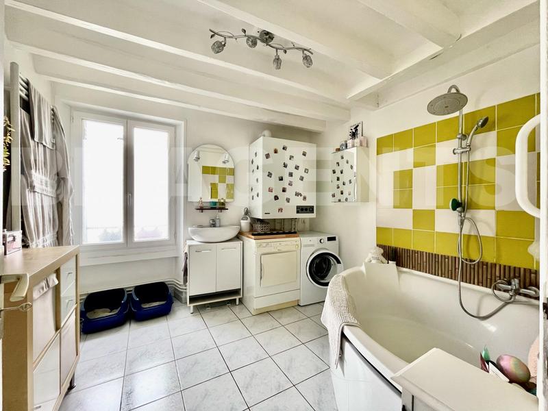 Maison - 80 m² - 3 pièces