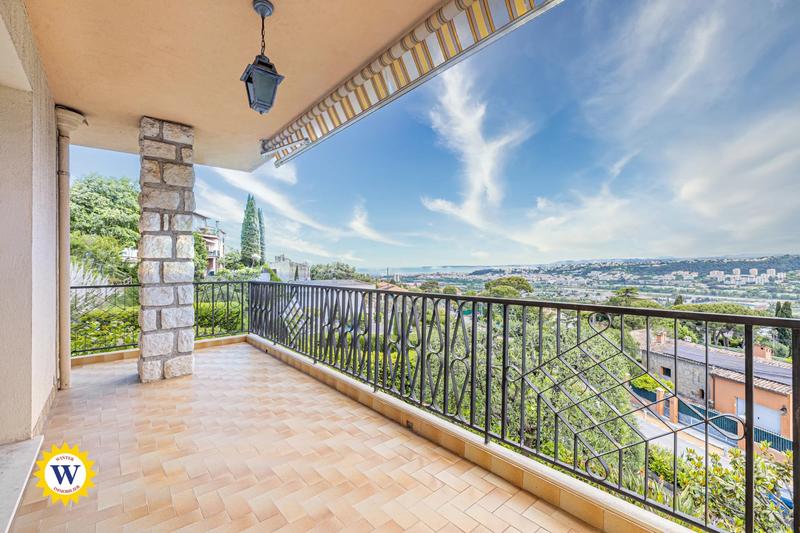 Villa - 211 m² - 7 pièces