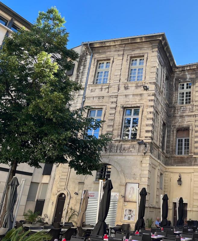 Local commercial - 313 m² - 6 pièces