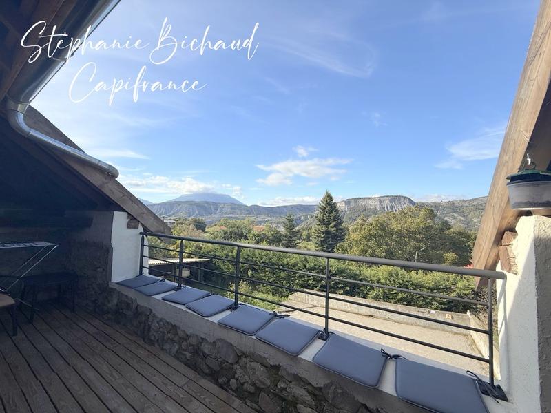 Maison - 169 m² - 6 pièces