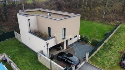 Maison - 164 m² - 5 pièces