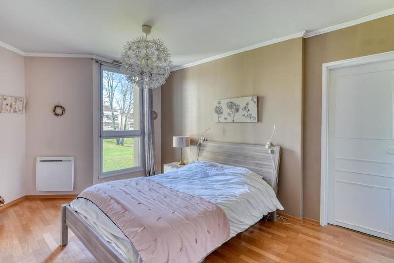 Appartement - 112 m² - 5 pièces