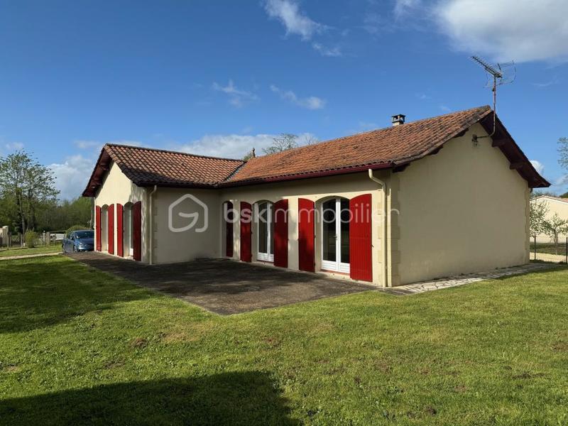 Maison traditionnelle - 135 m² - 5 pièces