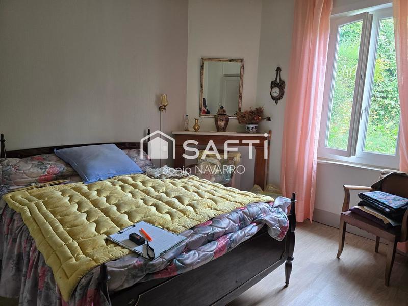 Maison - 96 m² - 5 pièces