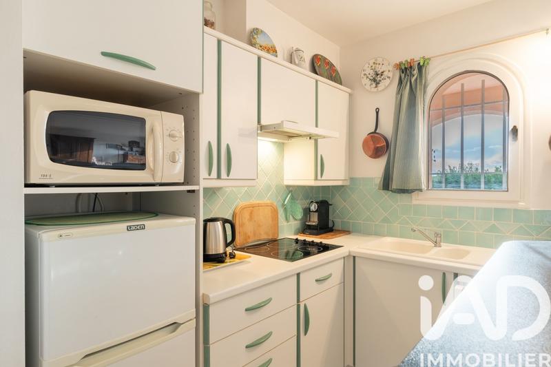 Maison - 230 m² - 7 pièces