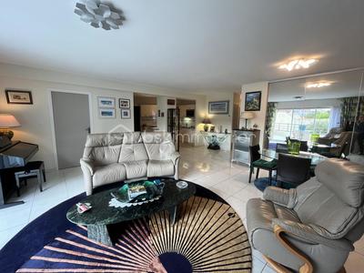 Appartement - 87 m² - 3 pièces