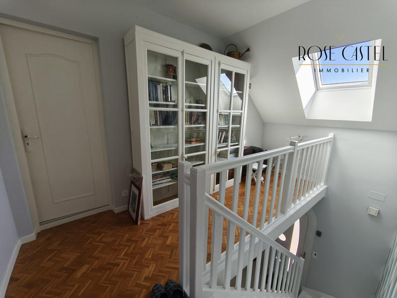 Maison - 158 m² - 8 pièces