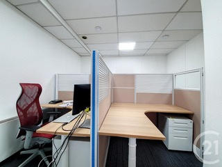Bureau - 121 m²