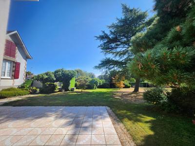 Maison - 98 m² - 4 pièces