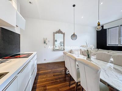 Appartement - 61 m² - 4 pièces