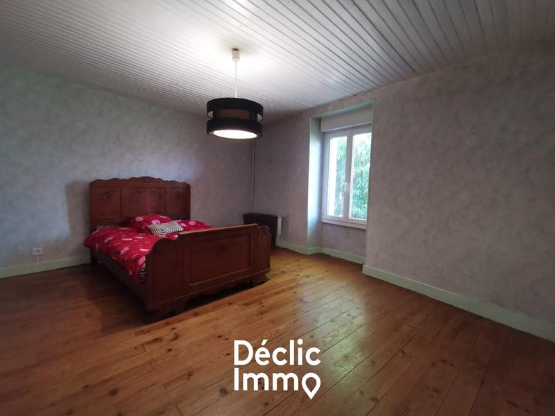 Maison - 207 m² - 8 pièces