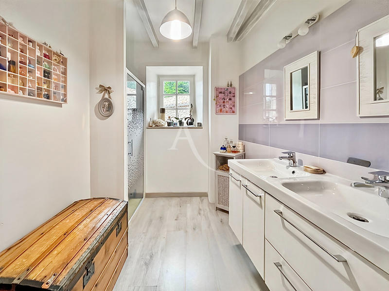 Maison - 155 m² - 5 pièces