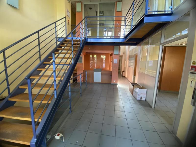 Local commercial - 289 m²