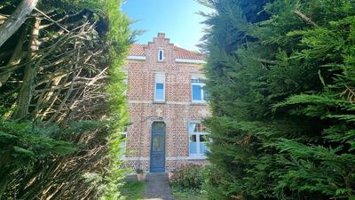 Maison bourgeoise - 250 m² - 12 pièces