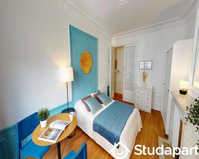 Chambre - 80 m² - 1 pièce